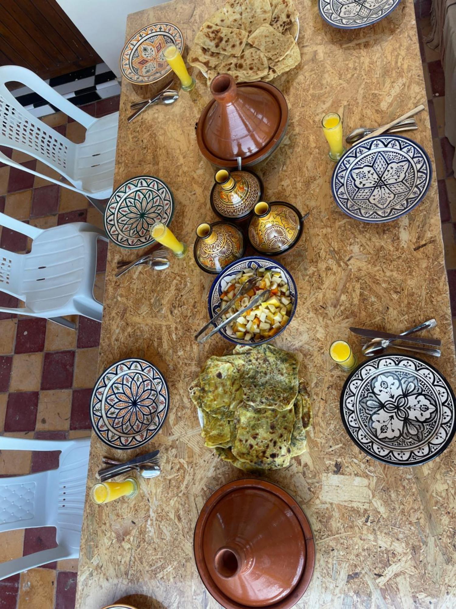 Berber Waves Surf House Hostel Tamraght Luaran gambar