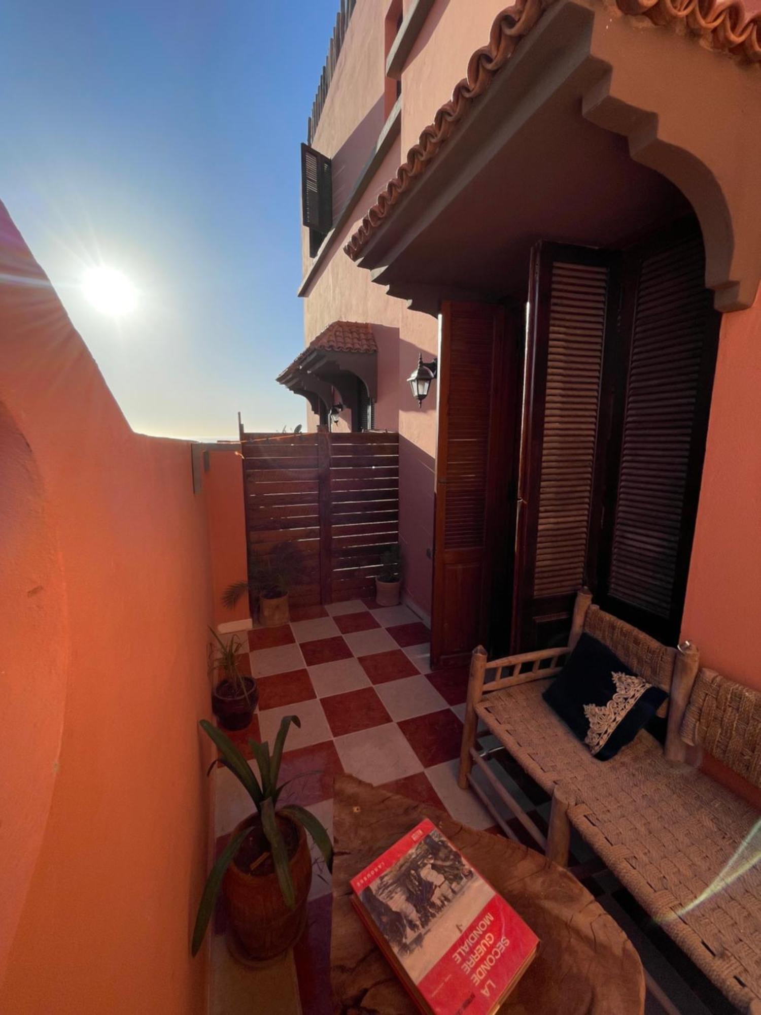 Berber Waves Surf House Hostel Tamraght Luaran gambar