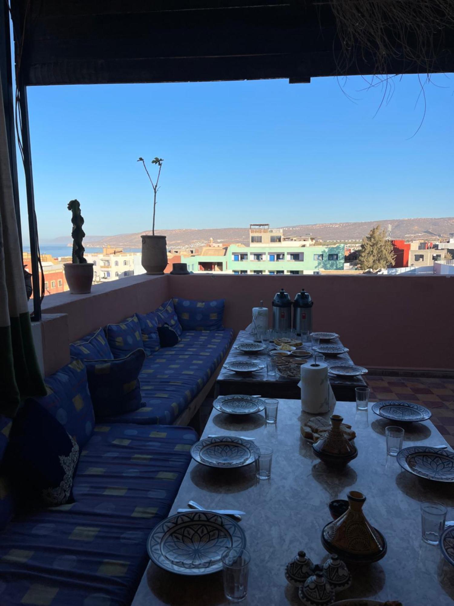 Berber Waves Surf House Hostel Tamraght Luaran gambar